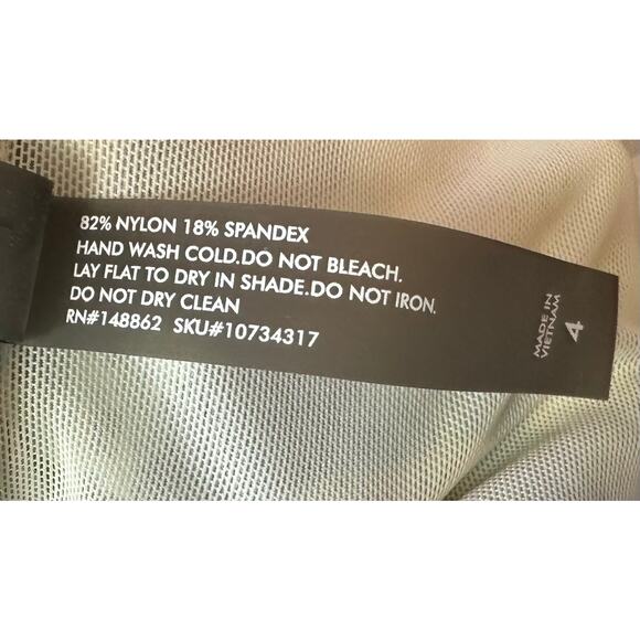 Torrid Underwire Lace-Up One Piece Swimsuit Cool Tropical Plus Size 4X - Picture 14 of 14